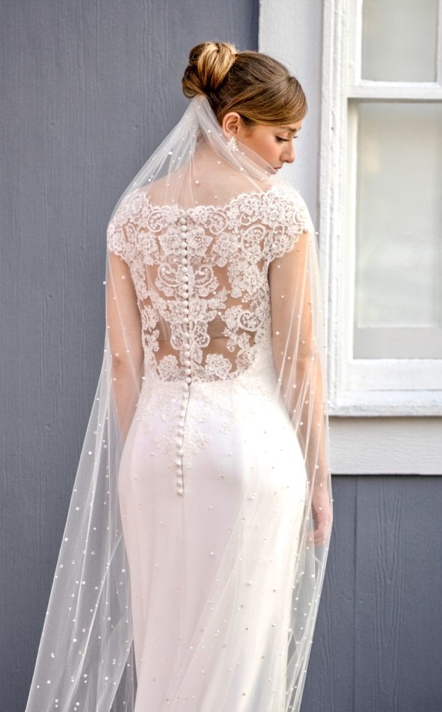NWT Maritza’s Bridal Veils Beaded Floral White Bridal Veil with comb Embroidery Flower Veils Church Wedding Accessories 3M Wide  main image 3