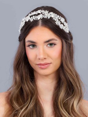 Beautiful bridal head piece by Maritzas Bridal Veil Inc. Maritzas Bridal Veils - Maritzas Bridal Collection main image 3